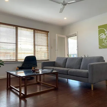 Yarrumla Beach Lodge Somerton Park Exterior photo
